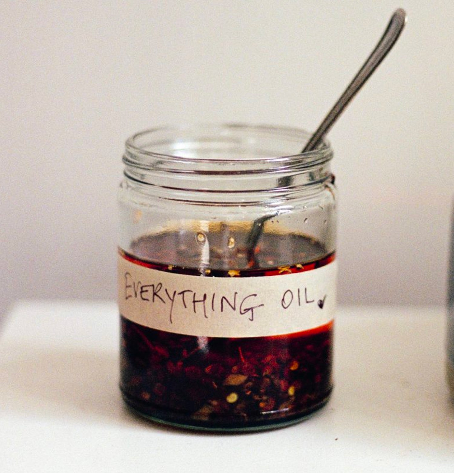 HETTY MCKINNON’S EVERYTHING OIL