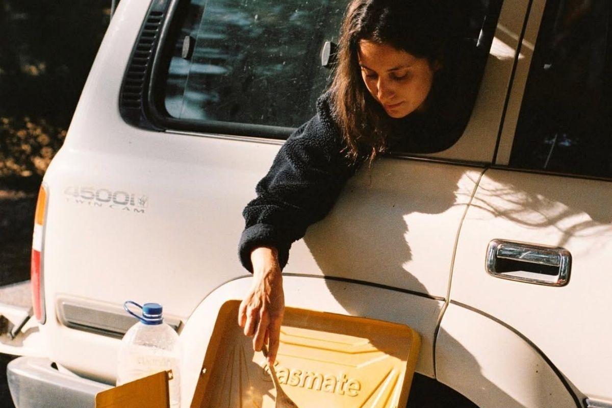 INTERVIEW: Camping & Annie Portelli